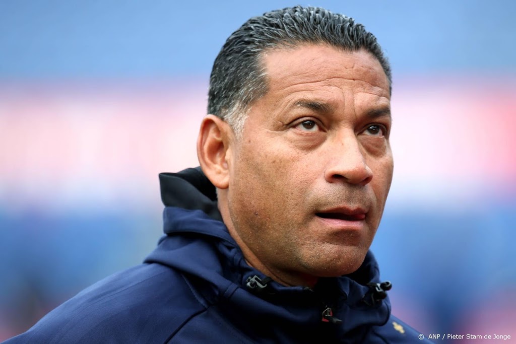 Fraser geeft Nigeriaanse keeper kans bij Sparta