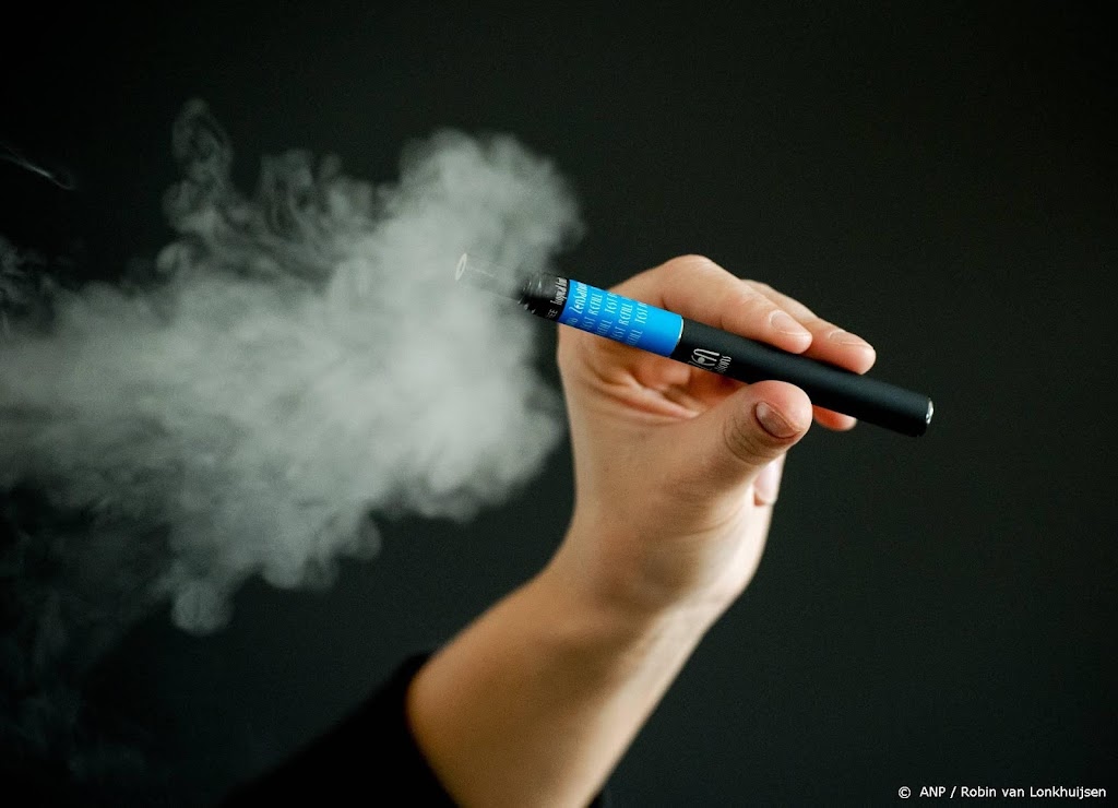 Kamer wil betere handhaving verkoopverbod e-sigaretten kinderen
