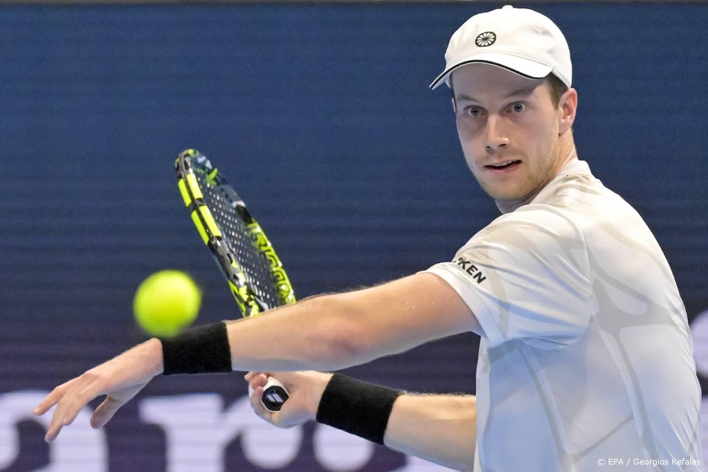 Van de Zandschulp verliest in Parijs via tiebreaks van Dimitrov