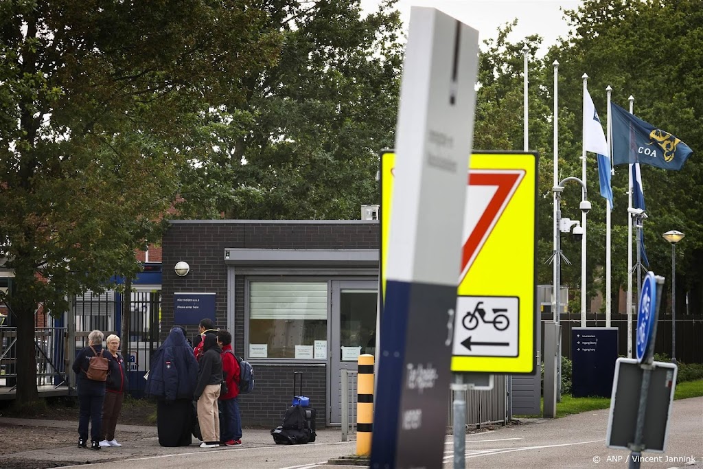 Inspecties: situatie in aanmeldcentrum Ter Apel 'uiterst kritisch'