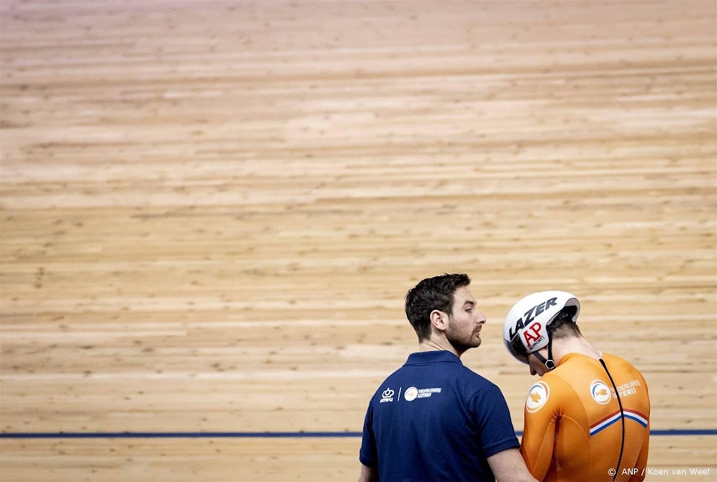 Haak tot en met Spelen assistent-coach van de baansprinters