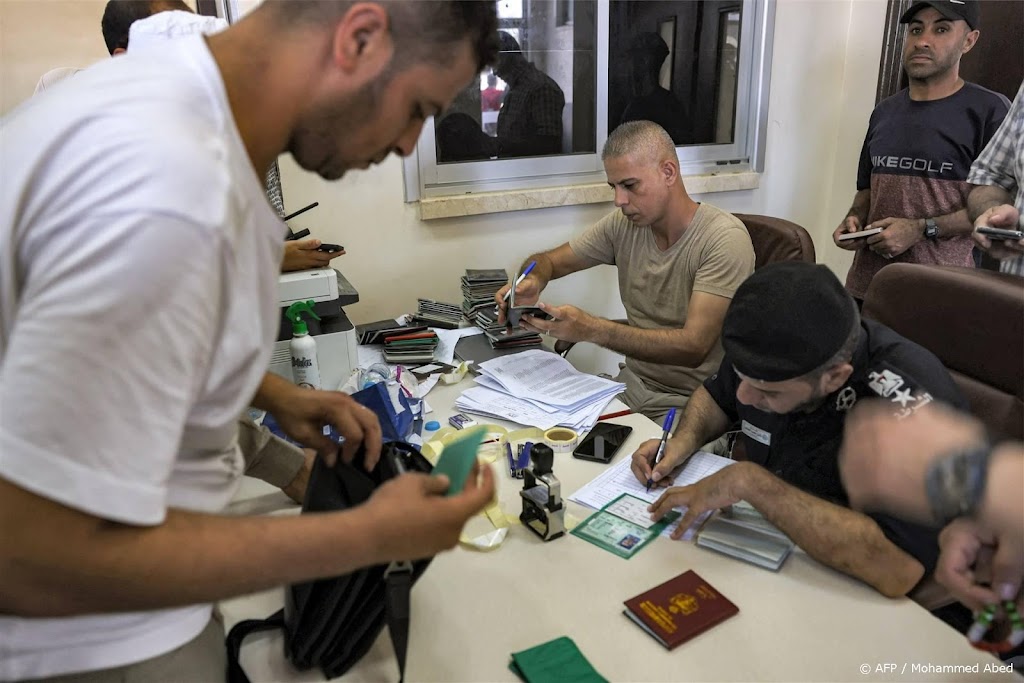 BuZa: onduidelijk wanneer Nederlanders grens Rafah over kunnen