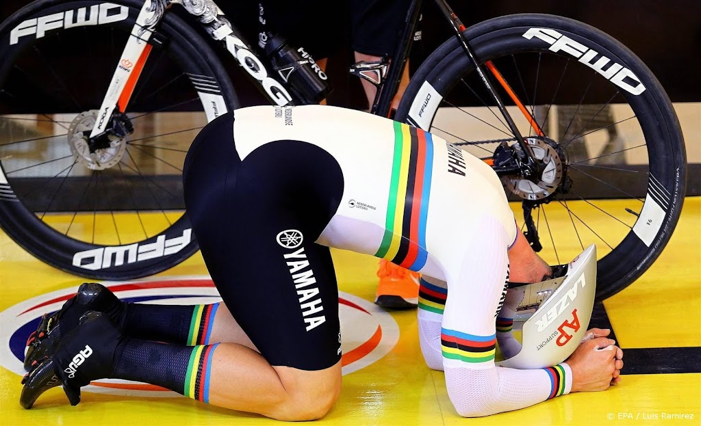 Baanwielrenner Hoogland ziet recordpogingen op 200 meter mislukken