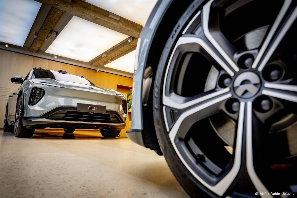 Vraag naar hybride en elektrische wagens stuwt autoverkoop