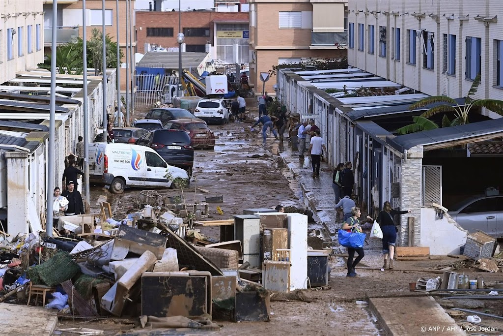 Dodental na overstromingen in Spanje stijgt tot boven de 200