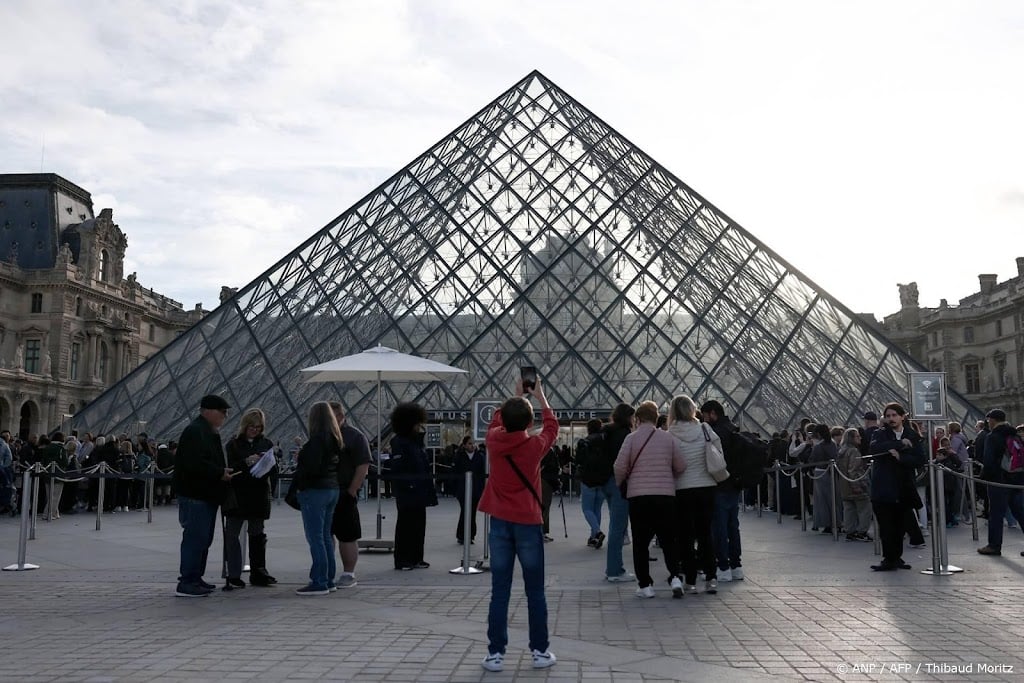 Advocaten melden vrijlating verdachte van roof uit Louvre