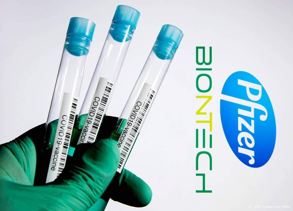 Pfizer en BioNTech vragen Europese vergunning voor coronavaccin