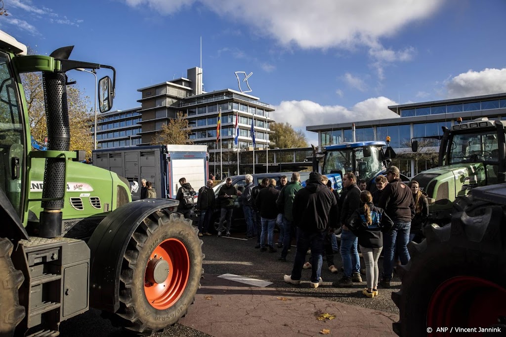 Politie: enkele arrestaties bij boerenprotest Zwolle