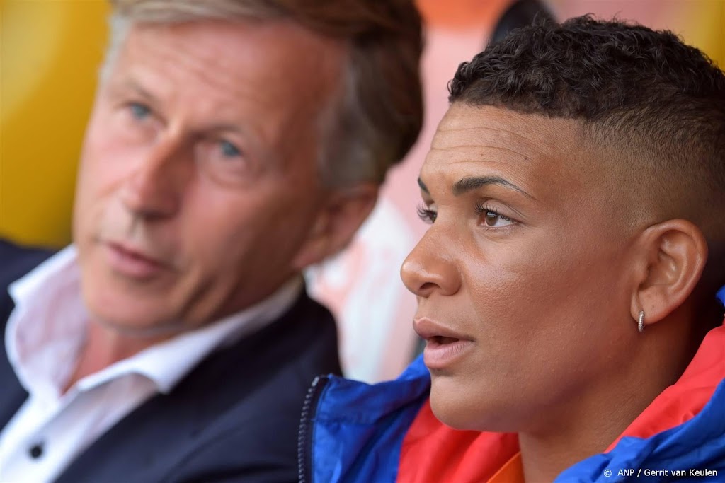 Bondscoach Jonker lyrisch over teruggekeerde Van de Sanden