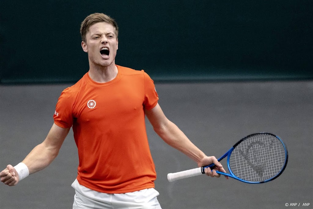 Tennisser Van Rijthoven is pijnvrij en is bijna klaar voor rentree