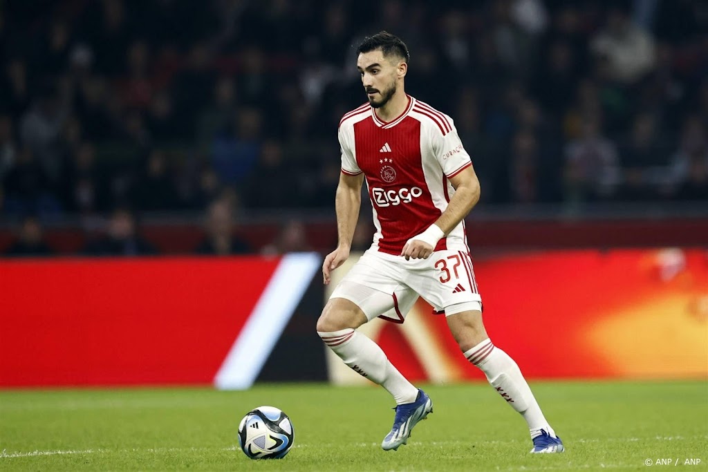 Ajax-verdediger Sutalo mist mogelijk ook ontmoeting met NEC