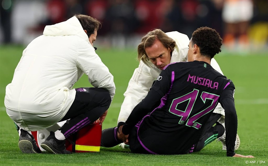 Musiala na spierblessure weer terug in selectie Bayern