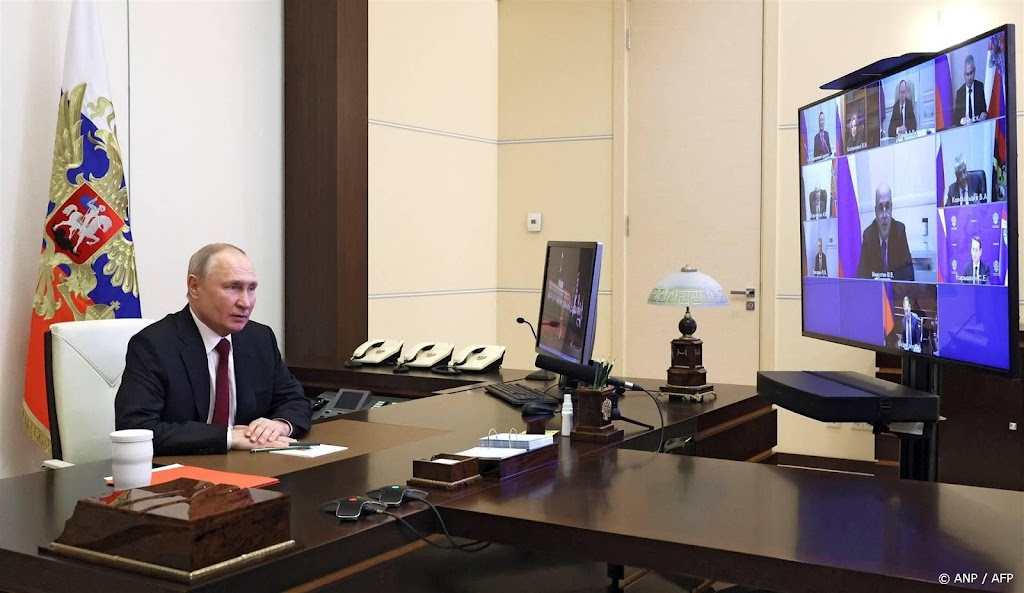 Poetin tekent decreet voor 15 procent aanwas aantal militairen