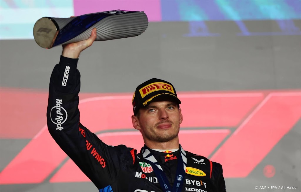 Verstappen rijdt in chaotische Grote Prijs Qatar naar 63e zege