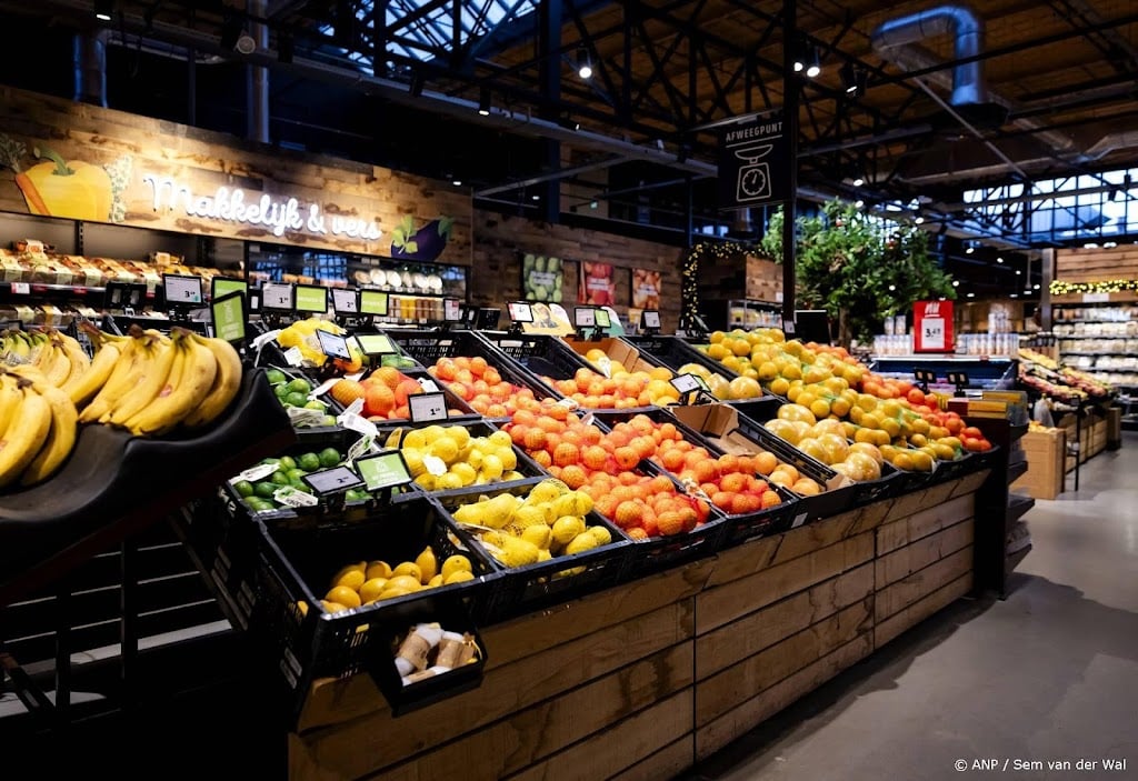 Detailhandel zet ruim 3 procent meer om, ook volume stijgt