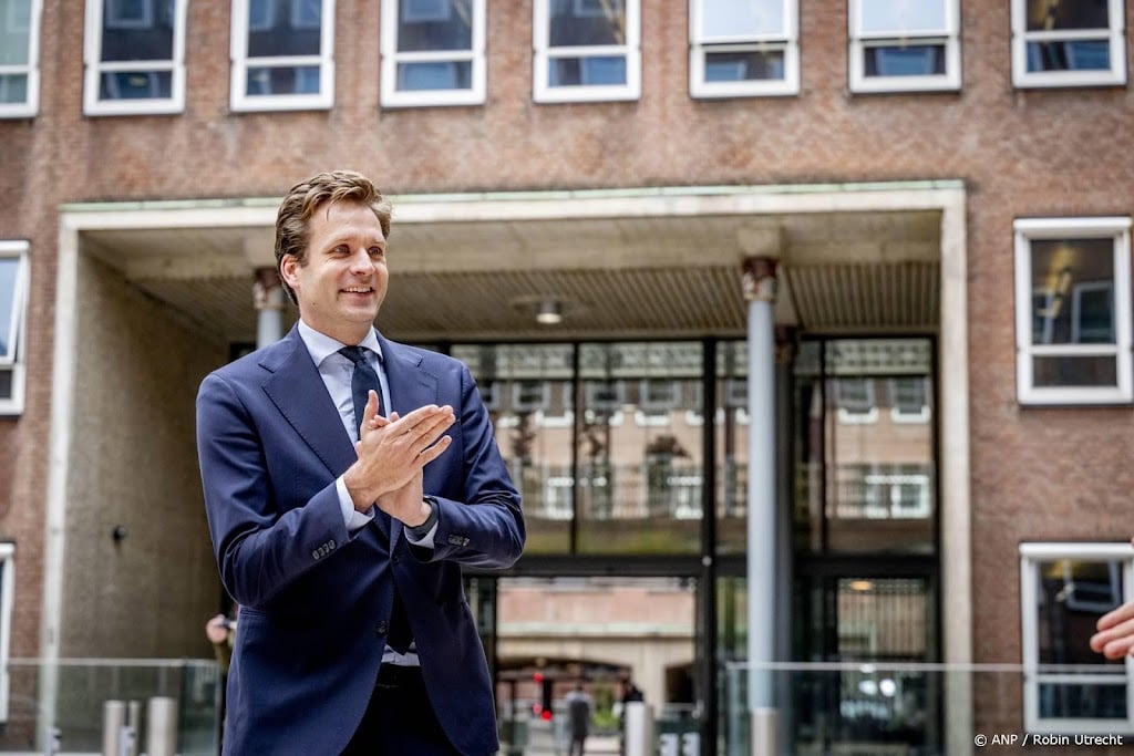 Minister steekt 6 miljoen euro in opknapbeurt drie winkelgebieden