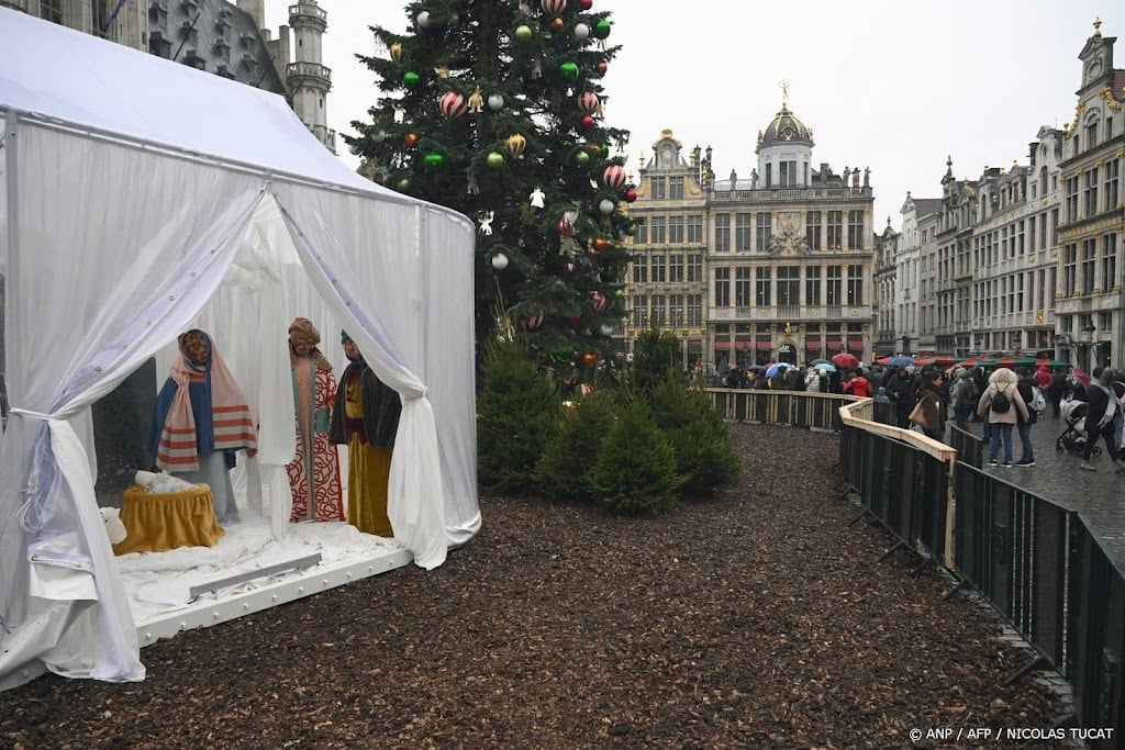 Meer beveiliging kerststal Brussel na diefstal hoofd kindje Jezus