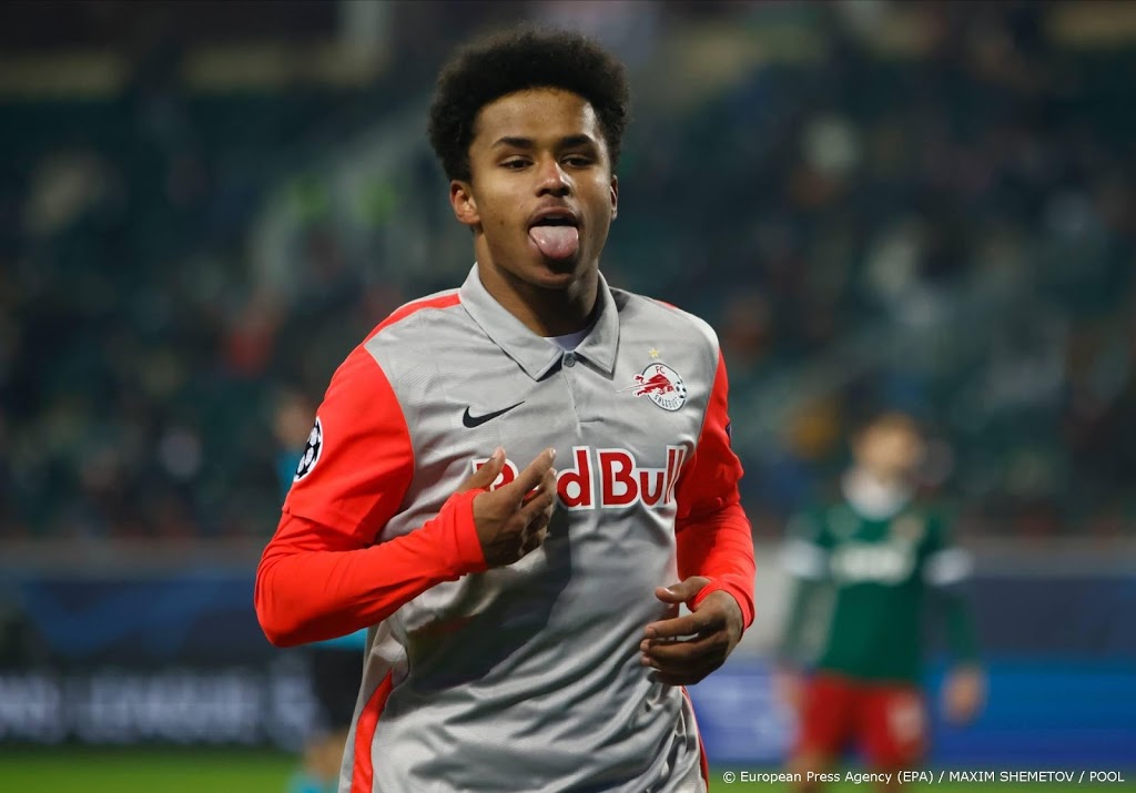 Frankfurt wil Zirkzee halen als vervanger van Dost