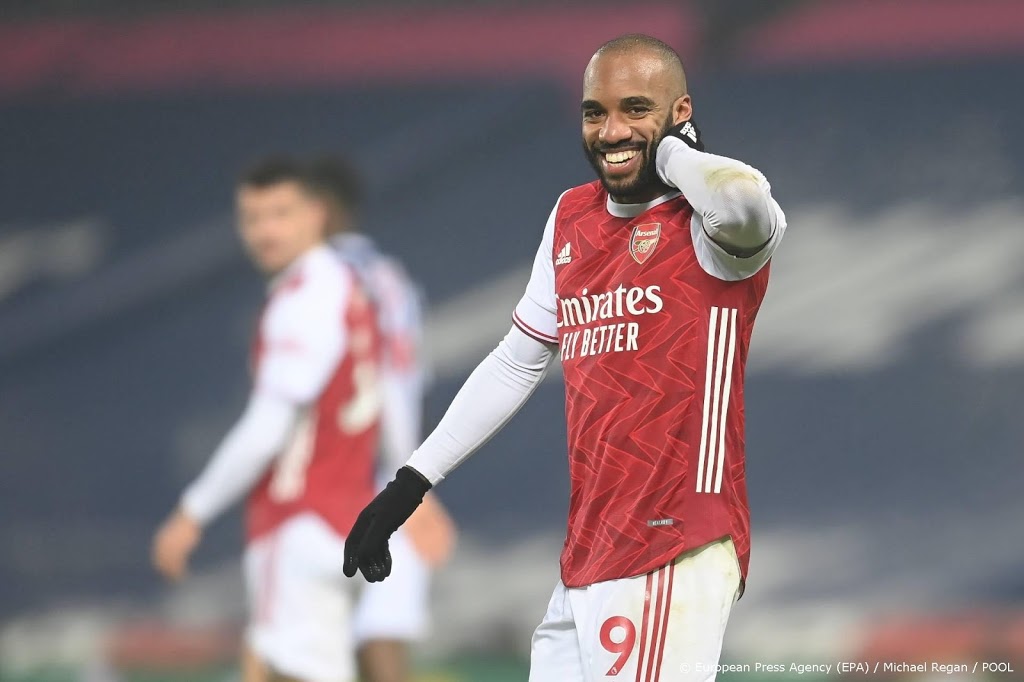 Aanvaller Lacazette draagt met twee treffers bij aan zege Arsenal