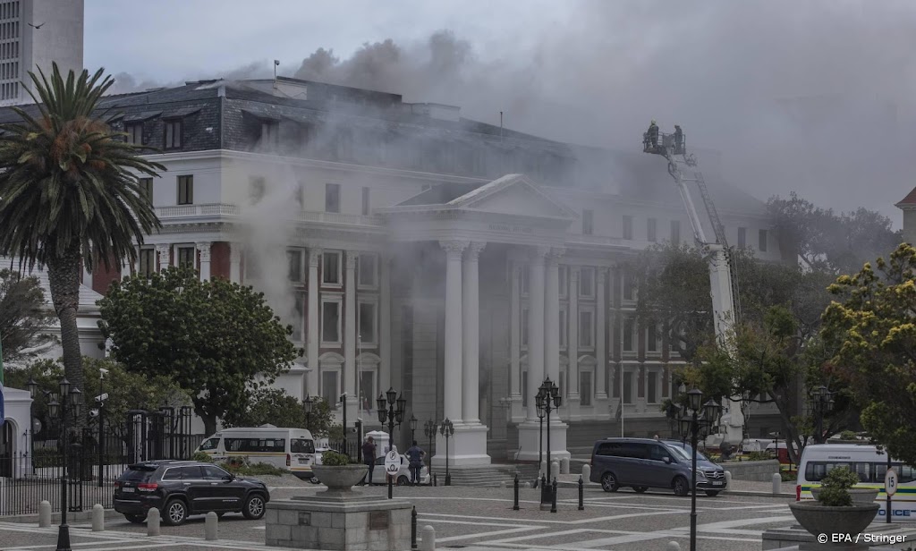 Zuid-Afrikaanse parlementsgebouw deels verwoest door brand