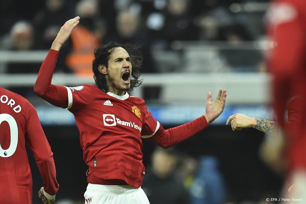 Coach Rangnick van ManUnited wil spits Cavani niet kwijt