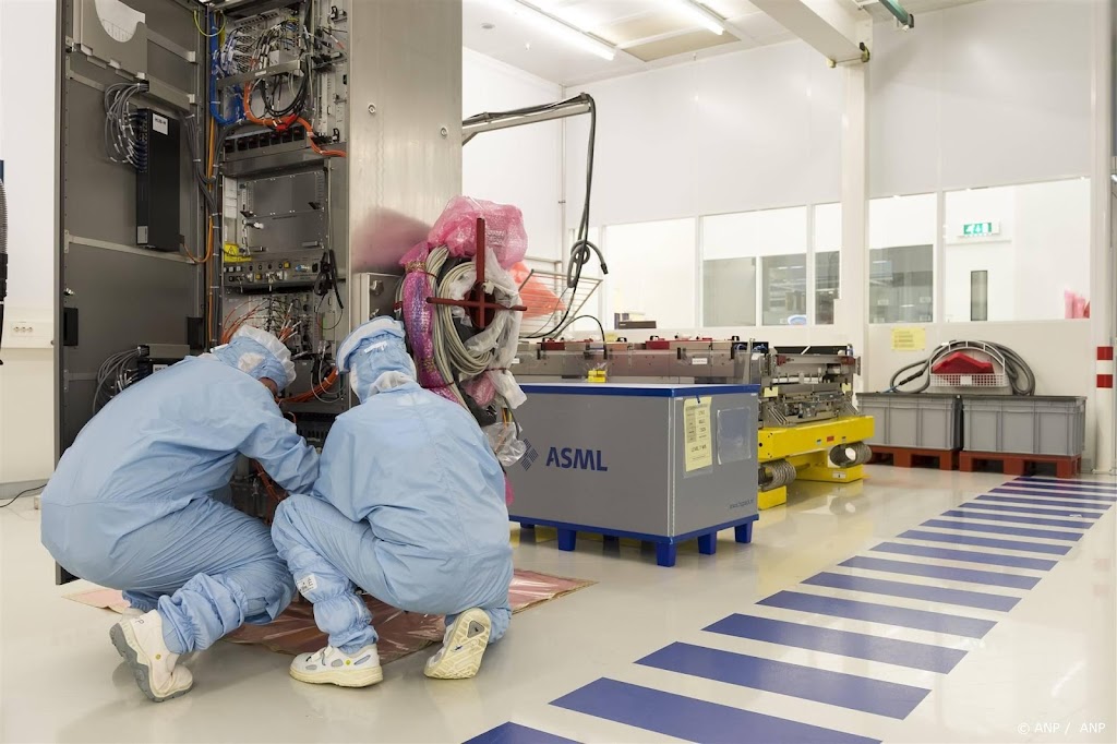 ASML: Nederland trok exportvergunning voor machines China deels in