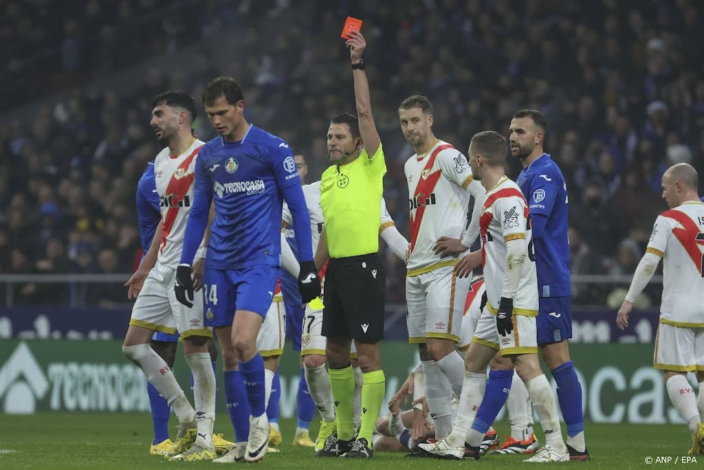 Getafe ziet drie keer rood tijdens duel met Rayo Vallecano