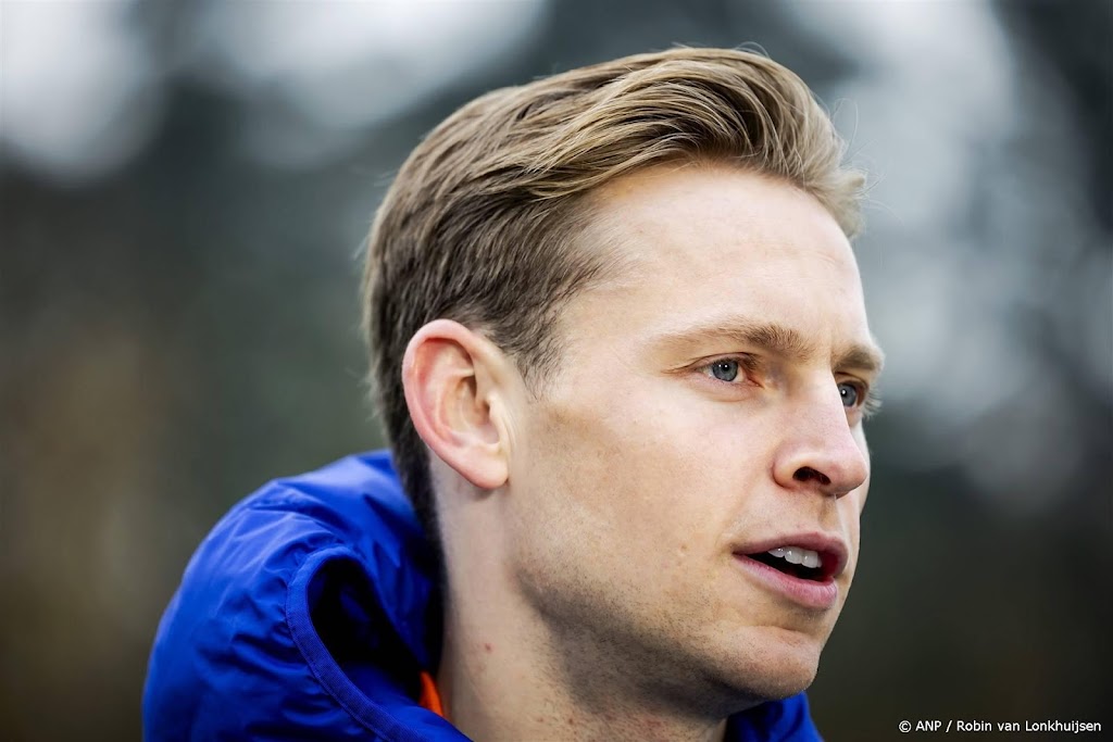 Ook De Jong pleit voor veel minder voetbalwedstrijden