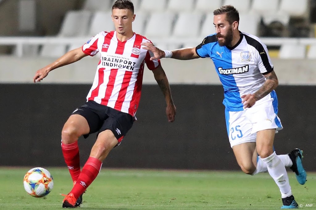 PSV begint met Boscagli tegen Ajax, Rodriguez op de bank