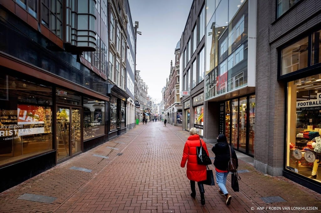 Winkelbedrijven wachten mogelijke versoepelingen in spanning af