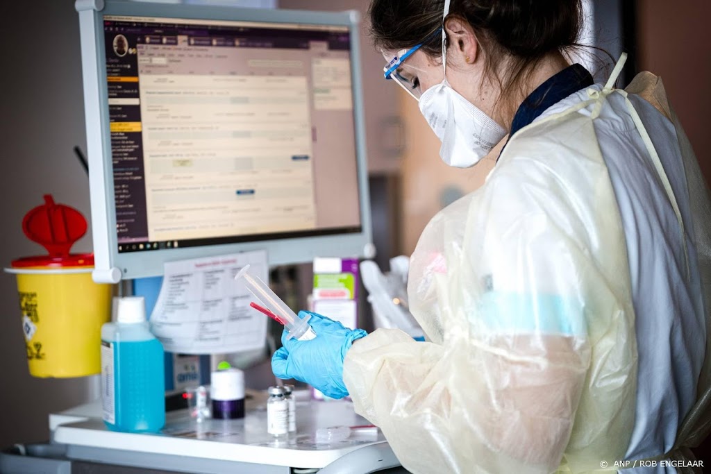RIVM: Britse variant dominant, pas op met versoepelingen