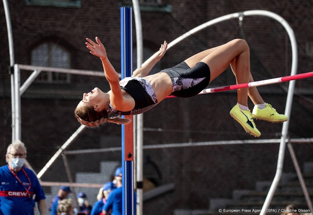 Atlete Mahuchikh springt over 2,06 meter 