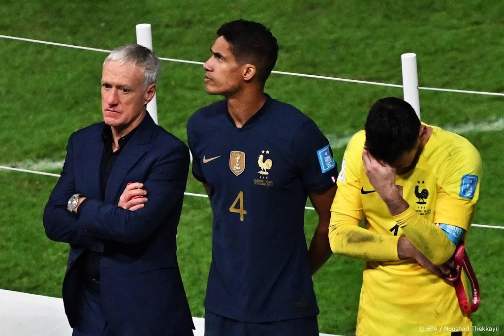Varane neemt na 93 interlands afscheid van Franse voetbalelftal