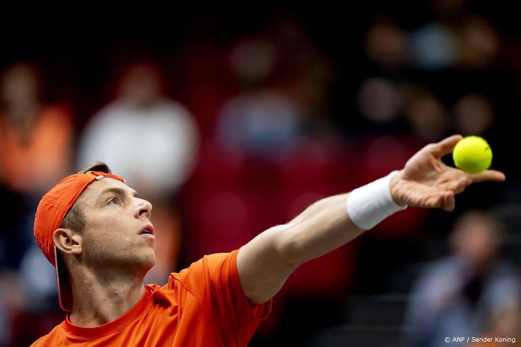 Griekspoor zet Oranje op voorsprong in Daviscup tegen Zwitserland