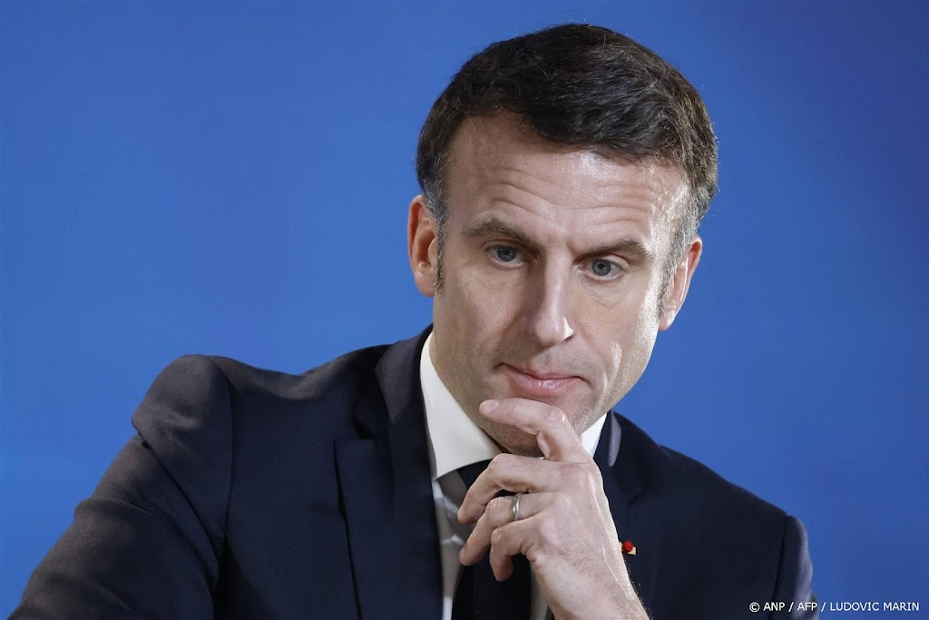 Macron: dood van Fransen door Russische aanval schandalig