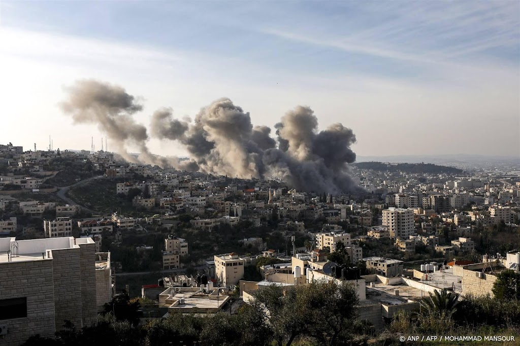 Israël blaast meerdere gebouwen op in Jenin op Westoever