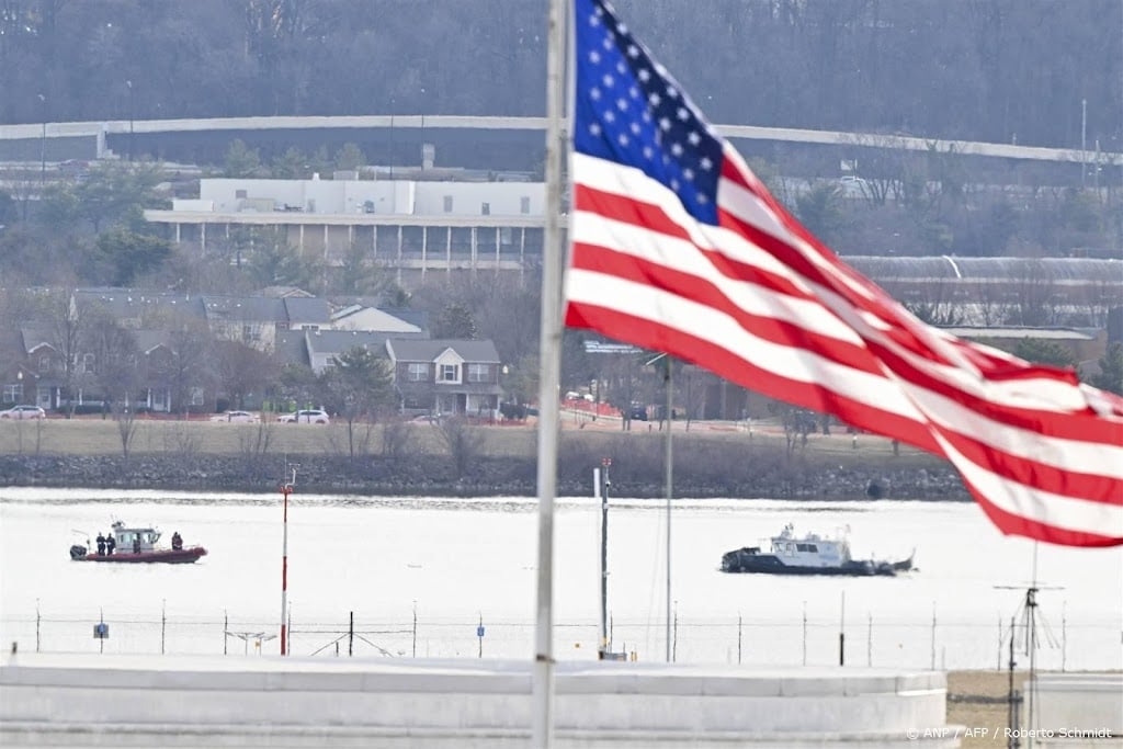 55 doden geïdentificeerd na helikoptercrash nabij Washington