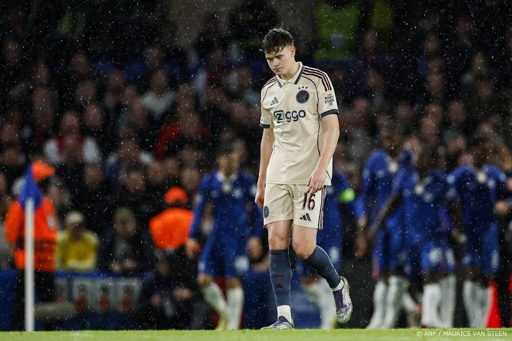 Ajax maakt einde aan huurovereenkomst van McConnell  