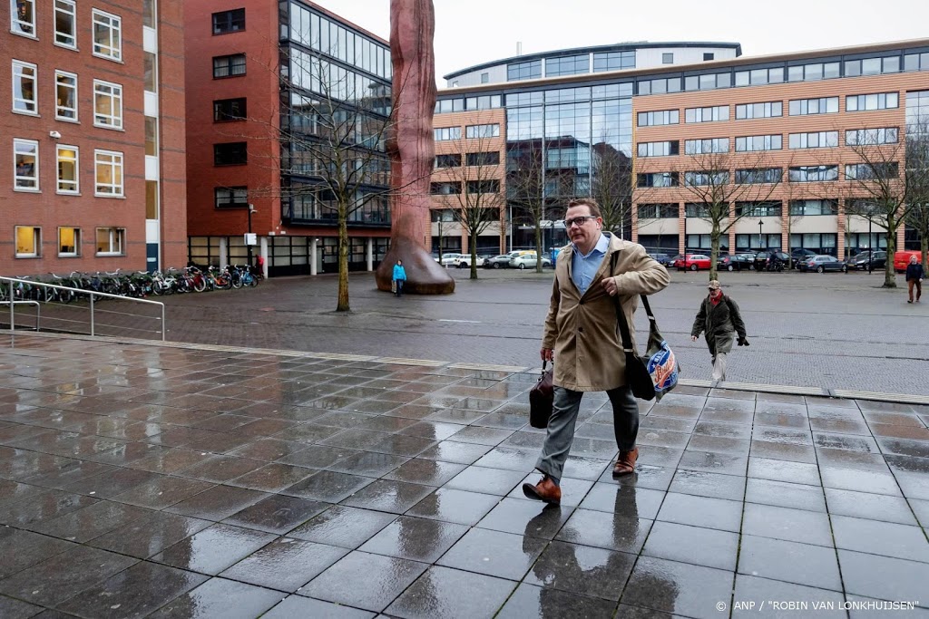 Gökmen T. na verwijdering weer terug in rechtszaal