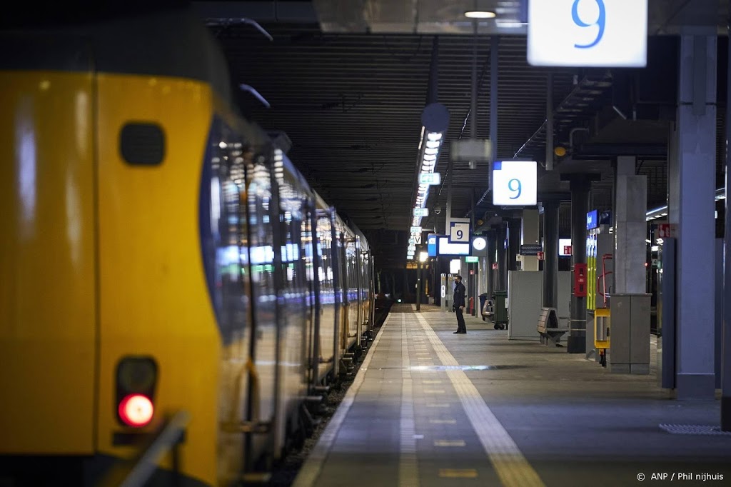 Geen treinverkeer rond Den Haag HS door wisselstoring