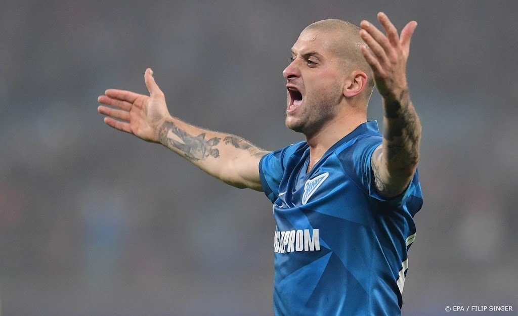 Oekraïense voetballer levert contract in bij Russische Zenit