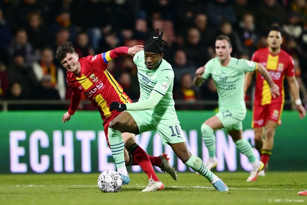 PSV plaatst zich voor finale van bekertoernooi