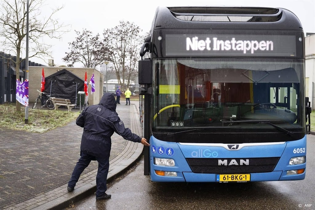 Streekvervoer begint aan tweede van vijftien nieuwe stakingsdagen