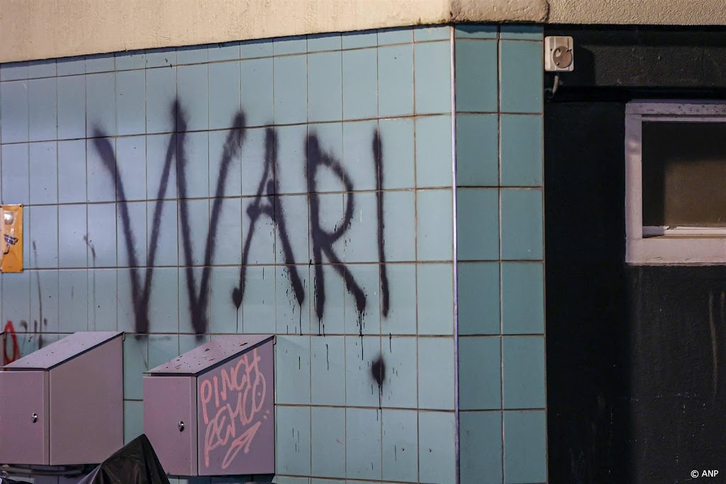 Uit voorzorg veel politie aanwezig bij uitvaart rapper Bigidagoe