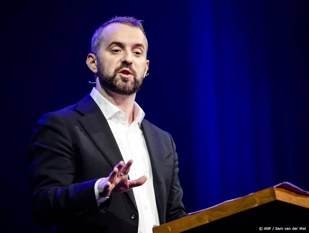 SP-leider Jimmy Dijk haalt flink uit naar formerende partijen