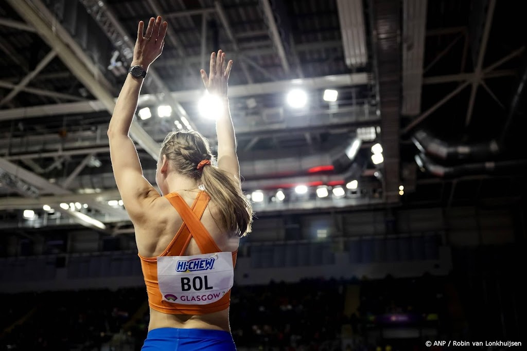 Bol snelt naar WK-goud op 400 meter in weer een wereldrecord