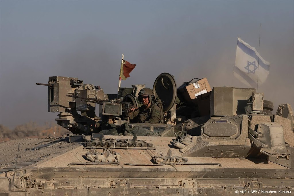 Functionarissen Gaza melden doden door Israëlische luchtaanvallen
