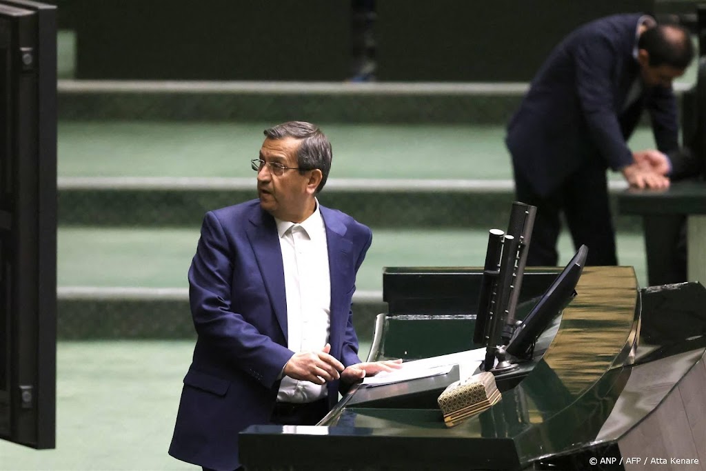 Parlement Iran ontslaat minister Financiën om slechte economie