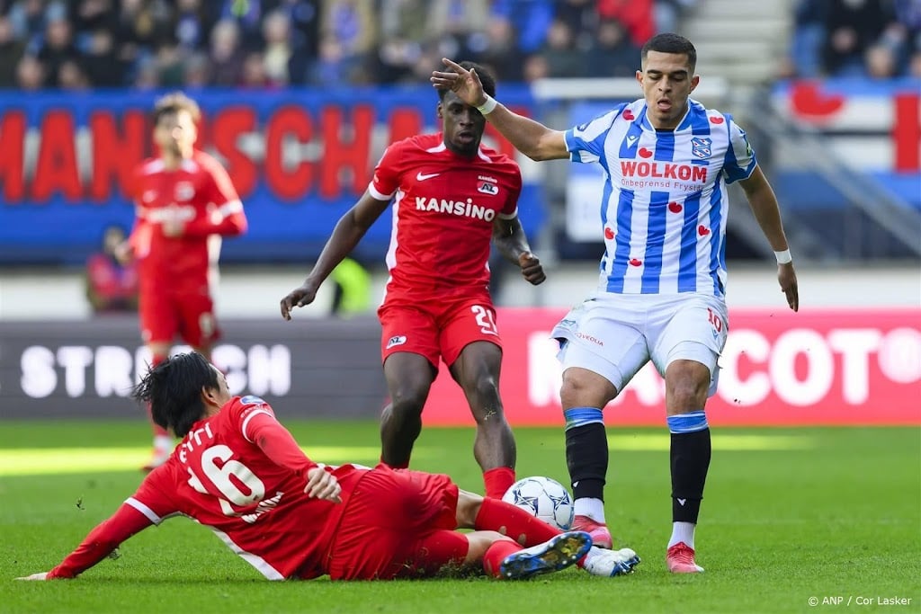 Sc Heerenveen wint eerste duel na vertrek Van Persie van AZ