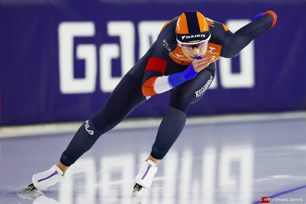 Schaatsster Kok houdt met vijfde zege 500 meter ongeslagen status